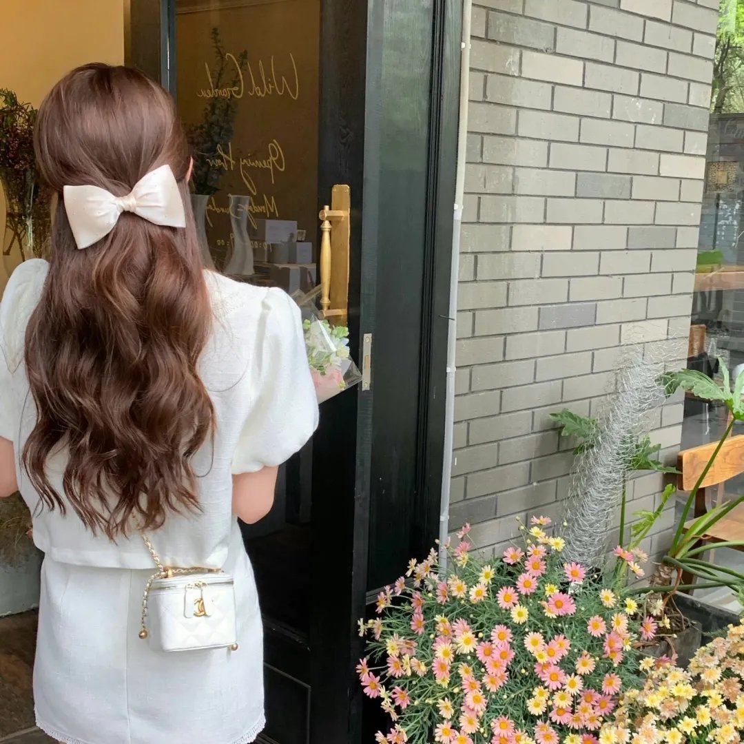 晓看南山暮看云